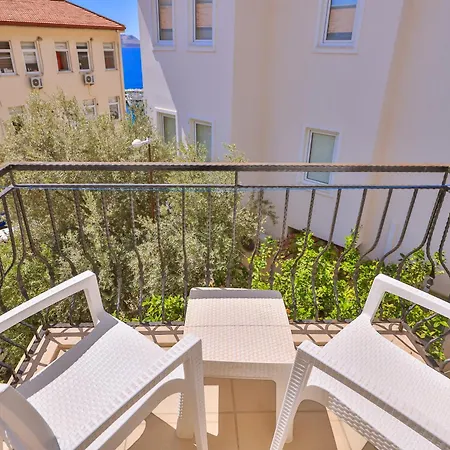 Apart Otel Mina *